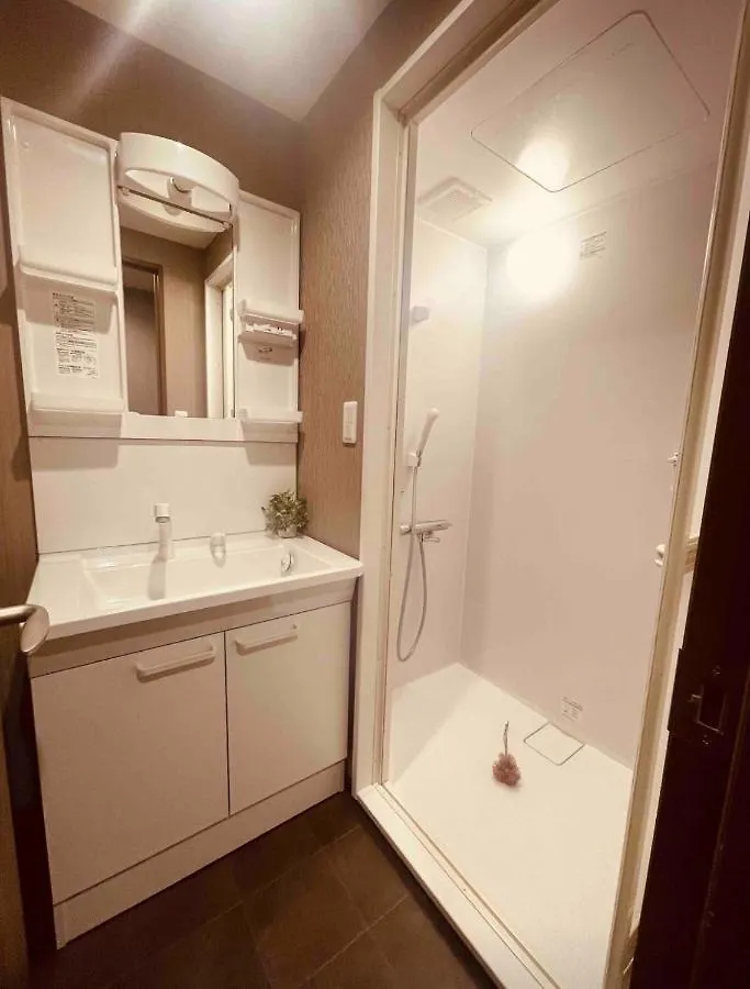 Sky House晴空塔 双人间 带独立厕所 共用浴室 Apartment Tokyo